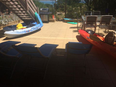 Award Winning Beach Front Retreat - Perth Resorts 4
