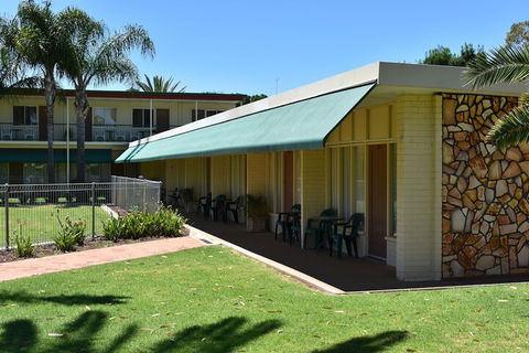 Motel Riverina - Perth Resorts 2