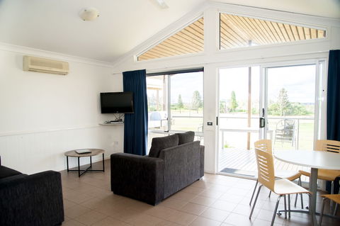 BIG4 Batemans Bay Beach Resort - Accommodation Perth 3