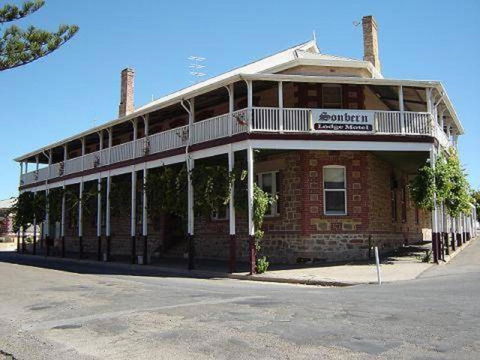 Sonbern Lodge Motel - Accommodation Perth 6