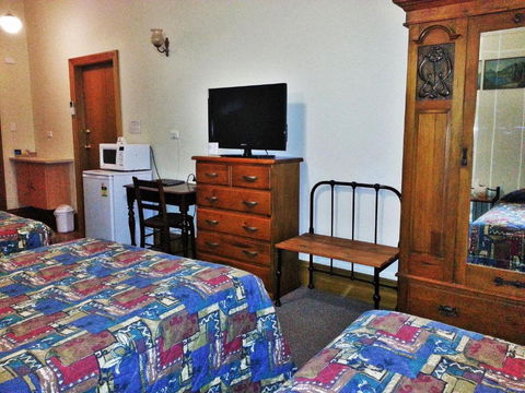 Sonbern Lodge Motel - Accommodation Perth 5