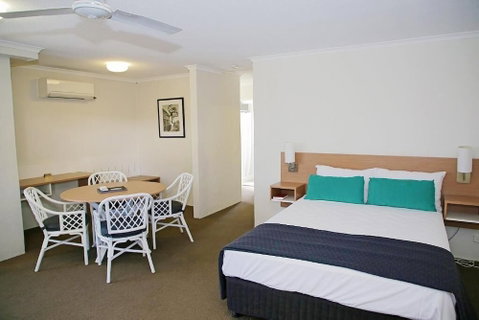 D'arcy Arms Motel - Accommodation Perth 5