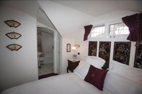 Mornington Bed And Breakfast - Perth Resorts 7