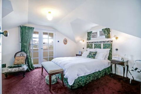 Mornington Bed And Breakfast - Perth Resorts 5