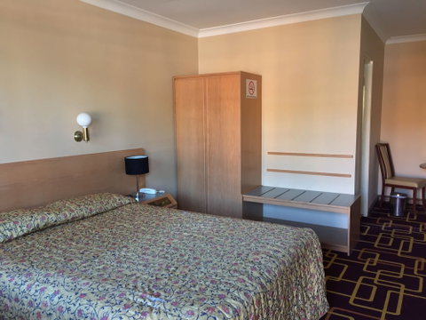 Ashfield Motor Inn - Accommodation Perth 2