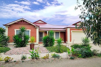 All Seasons' Escape Port Elliot - Perth Resorts 0