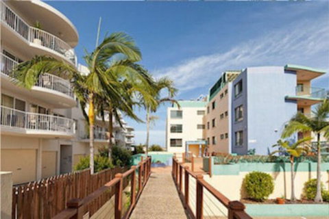 Bayviews & Harbourview Holiday Apartments - Accommodation Perth 0