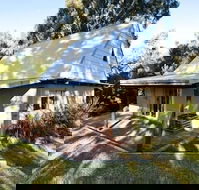 Riverway Chalets - Perth Resorts