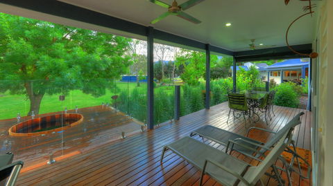 G.g's By The River - Accommodation Perth 4