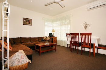 Lisson Holiday Rental - Accommodation Perth 0