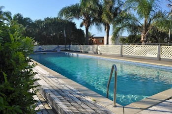 Villa Coolum - Accommodation Perth 2