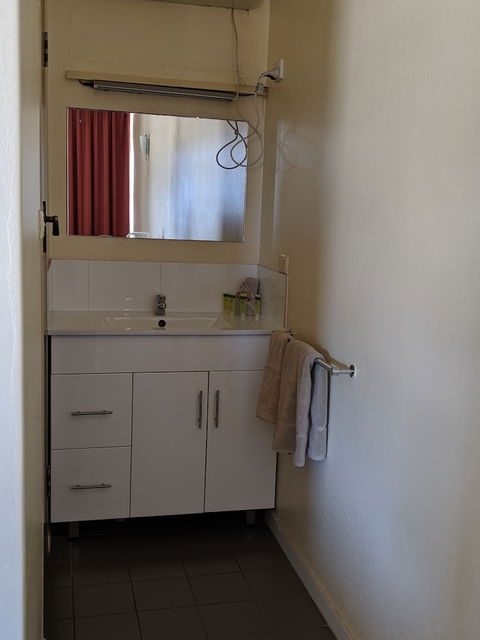 The Argent Motel - Accommodation Perth 4