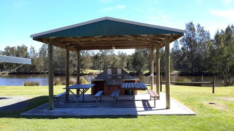 Tuncurry Lakes Resort - Accommodation Perth 2
