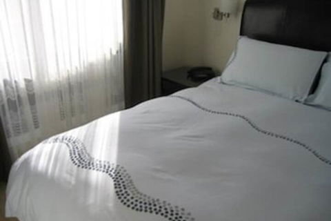 The Charles Robbins - Perth Resorts 0