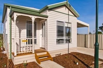 Werribee Short Stay Villas & Accommodation - Perth Resorts 6