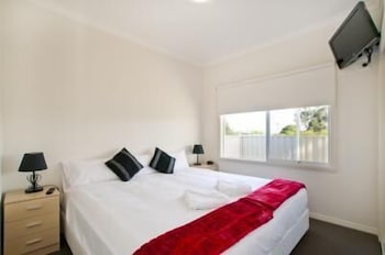 Werribee Short Stay Villas & Accommodation - Perth Resorts 1