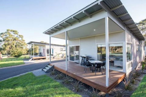 Blue Lake Holiday Park - Accommodation Perth 0