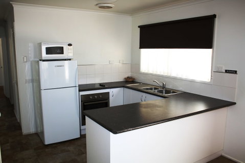 A-line Holiday Park - Accommodation Perth 3