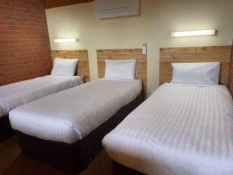 AAt 28 Goldsmith Motel - Perth Resorts 6