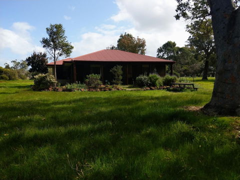 Dunsborough Rail Carriages & Farm Cottages - Perth Resorts 0