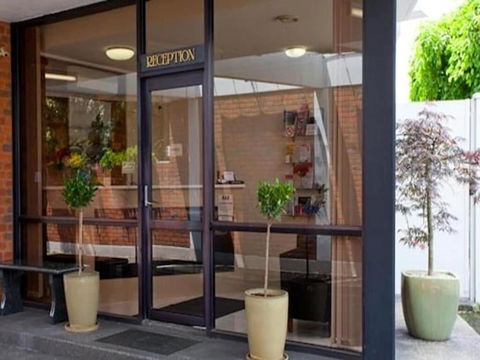 Connells Motel & Serviced Apartments - Accommodation Perth 2