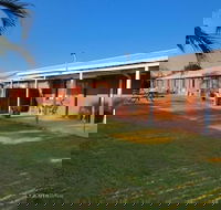 Morayfield Tavern  Motel - Perth Resorts
