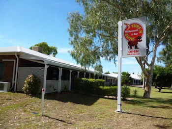 Landsborough Lodge Motel - Accommodation Perth 0