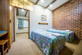Evedon Park Bush Retreat - Perth Resorts 3
