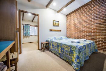 Evedon Park Bush Retreat - Perth Resorts 6