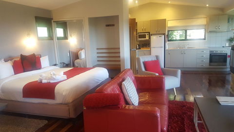 Blue Summit Cottages - Accommodation Perth 2