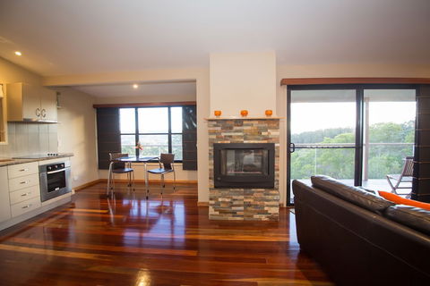 Blue Summit Cottages - Accommodation Perth 3