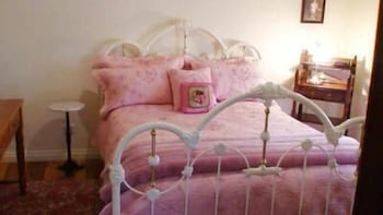 Albury Cottages - Accommodation Perth 4