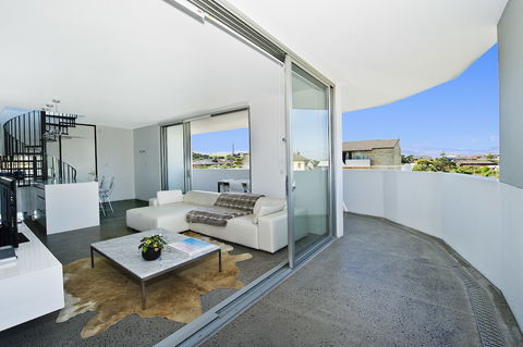 Bondi Beach Apartments - Accommodation Perth 2