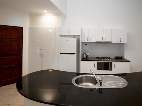 Anchorage Complex - Perth Resorts 4