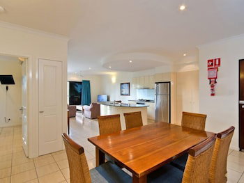 Anchorage Complex - Perth Resorts 1