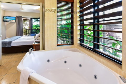 Anchorage Complex - Perth Resorts 6