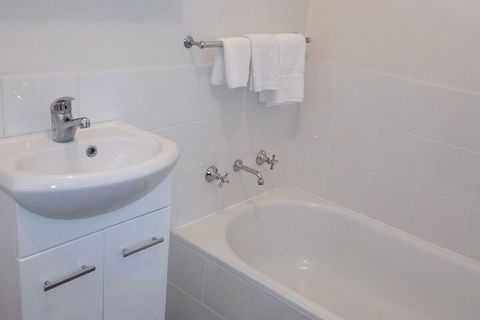 Millicent Motel - Perth Resorts 3