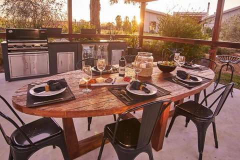 Barossa Elegance - Accommodation Perth 2