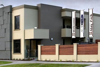 May Park Executive Apartments - Perth Resorts 1