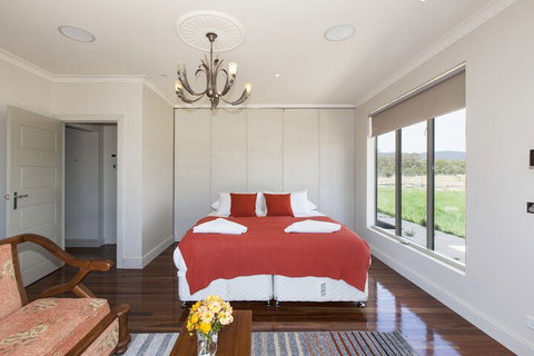Aurora Manor Rooms - Accommodation Perth 6