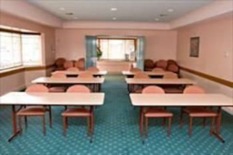 Young Federation Motor Inn - Accommodation Perth 6