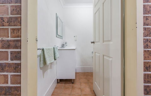 Buccaneer Motel Pet Friendly - Accommodation Perth 4
