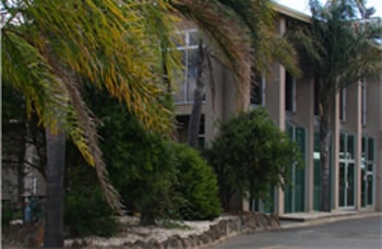 Rivers Inn Sale - Accommodation Perth 0