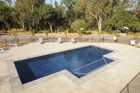 Riverside Cabin Park - Accommodation Perth 2