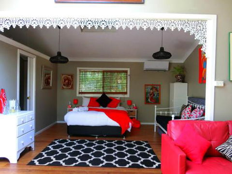 Yarralen Retreat - Accommodation Perth 6