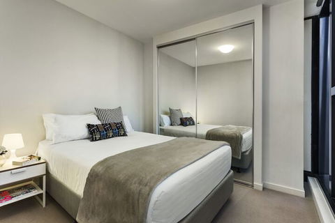 DreamHost Apartments At Collins - Perth Resorts 7