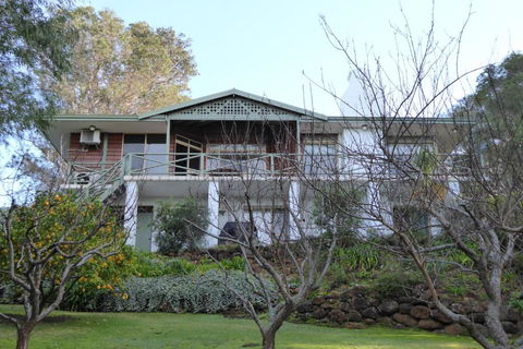 Sea Banksia - Perth Resorts 1