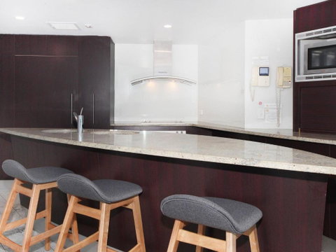 Sirocco 906 By G1 Holidays Two Bedroom Beachfront Apartment In Sirocco Resort - Accommodation Perth 3