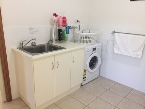 Clarevale Cottage B&B - Accommodation Perth 1