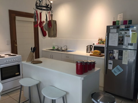 Clarevale Cottage B&B - Accommodation Perth 6